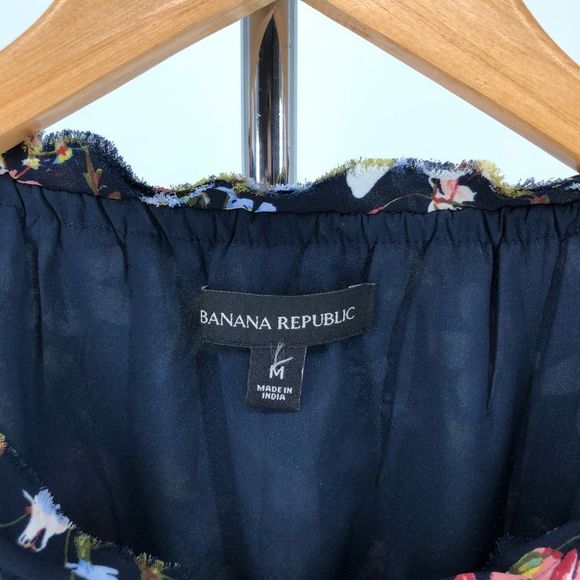 Banana Republic Black Floral Valeri Long Sleeve Ladder Stitch Smocked Dress sz M - Picture 10 of 12